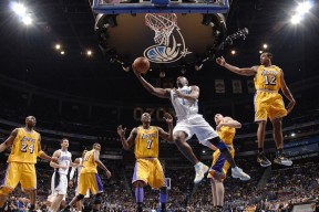射门2026世界杯资讯-NBA三队跨界操作引关注，爵士调整名单、雷霆瞄向中超、奇才清晨体检